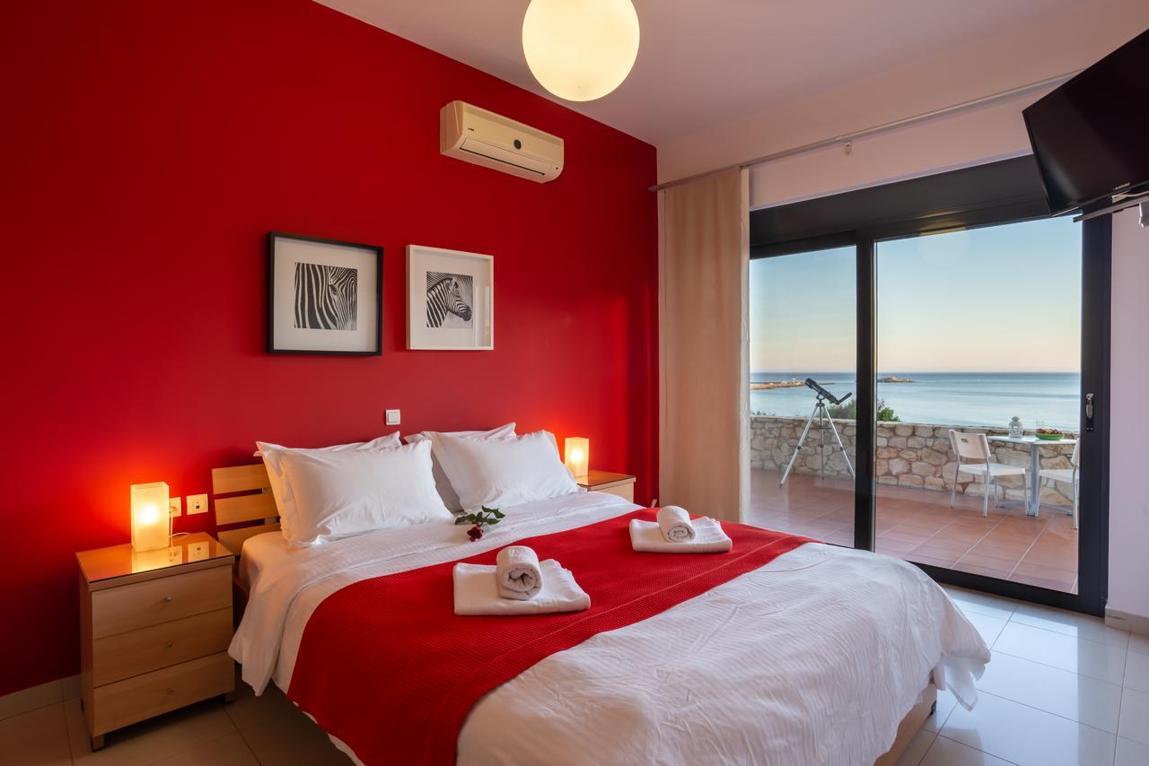 Caravella Luxury Apartments Палеохора Экстерьер фото